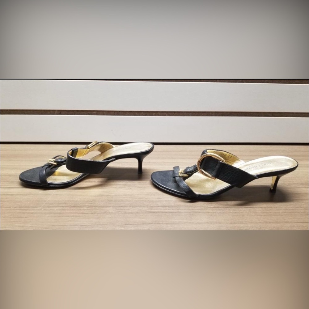 Dolce & Gabbana Black and Gold Heels - Picture 4 of 12